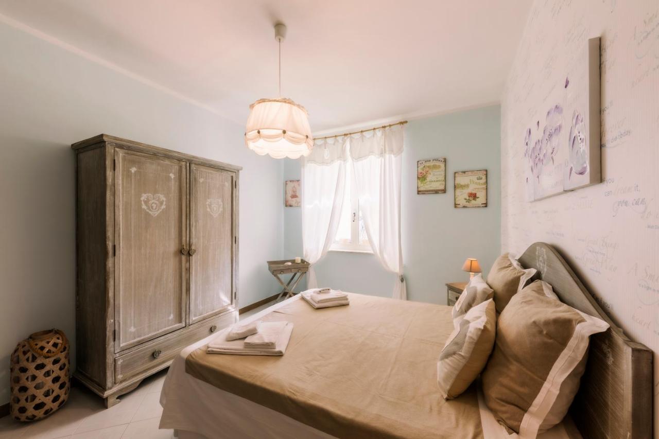La Residenza Holiday House ราเวลโล ภายนอก รูปภาพ