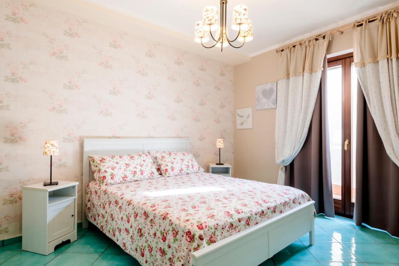 La Residenza Holiday House ราเวลโล ภายนอก รูปภาพ