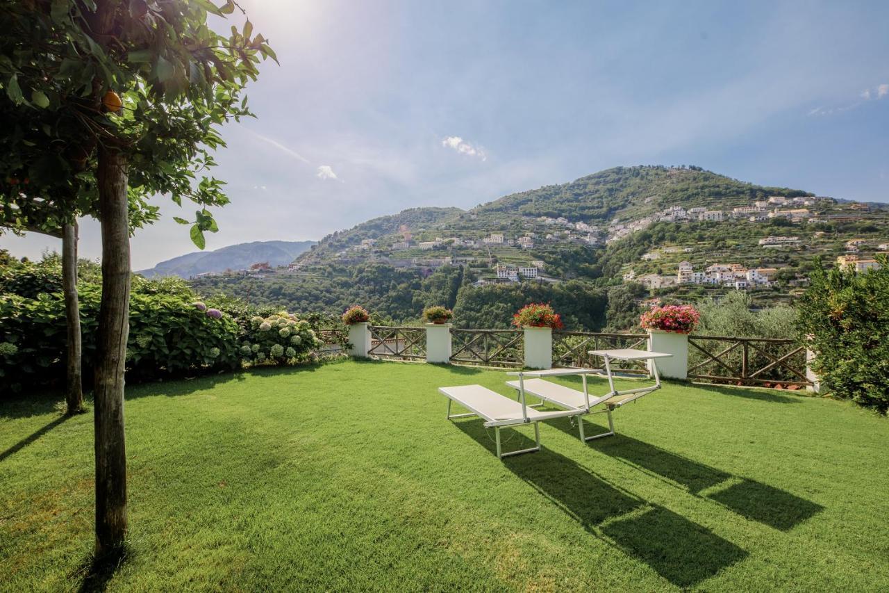 La Residenza Holiday House ราเวลโล ภายนอก รูปภาพ